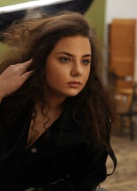 😻